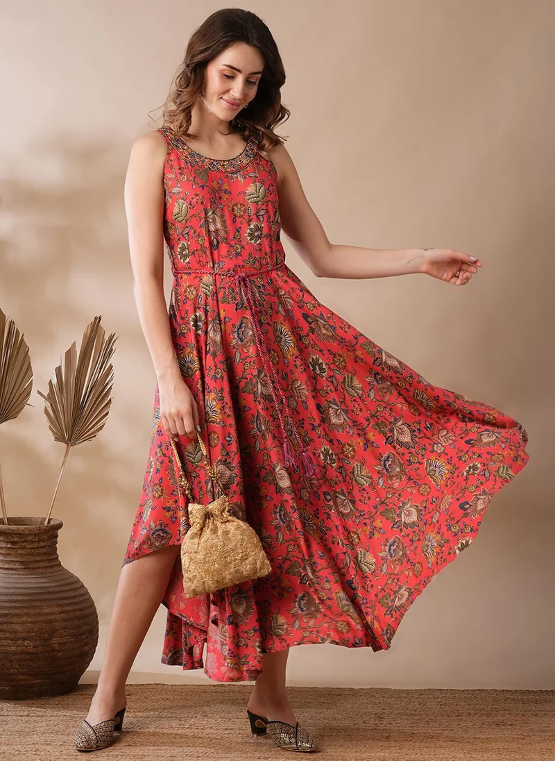 جلو باص فساتين نسائية ماكسي مطرزة بياقة غير متماثلة بأسلوب عرقي